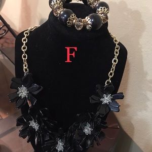 Collar necklace and bracelet